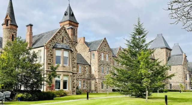 Апартаменты No 49 a spacious executive apartment in Inverness