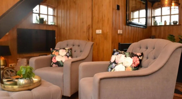 Wildwestruurlo, Rezerwuj Hotel Ruurlo Achterhoek