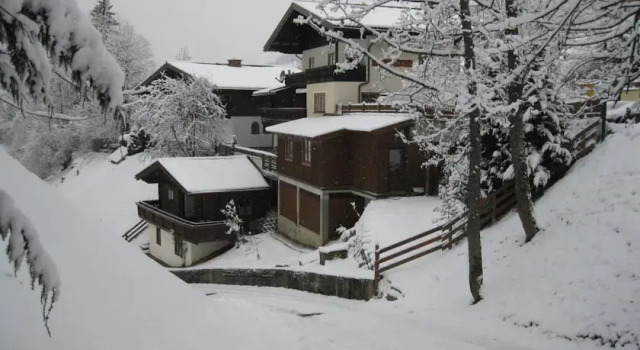 Haus Sonnrain, Rezerwuj Hotel Hotele w Salzburg z parkingiem, Parking
