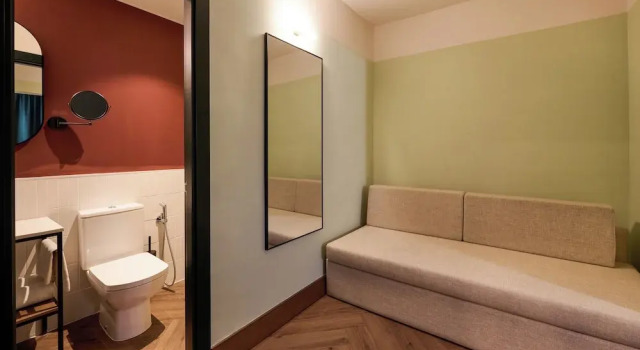 Номер Deluxe с балконом Honest Granada Hotel
