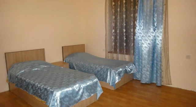 Artyomi Toon, Rezerwuj Hotel Dilidżan Tavush region