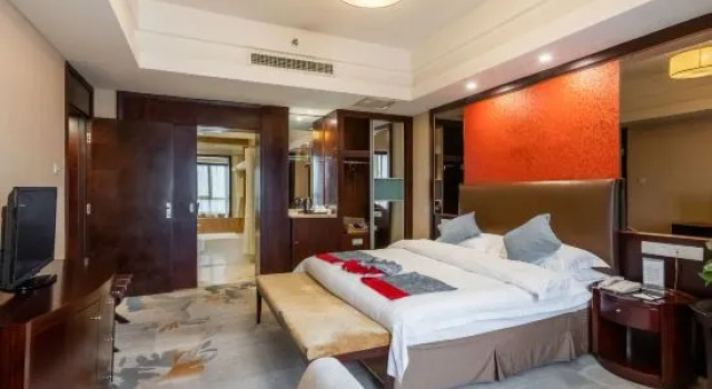 Люкс Deluxe Jiangshan Hotel - Suqian