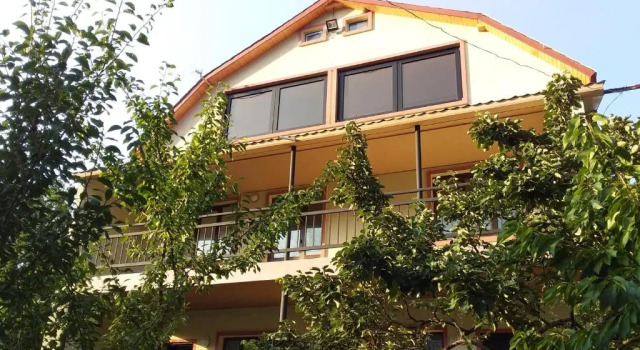 Resort Hotel surami, Book Ferieresort Billige hoteller i Shida Kartli