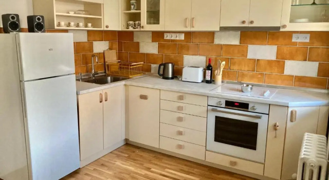 Huoneisto Orfey Apartment