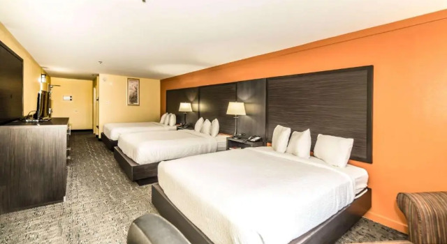 Трёхместный номер Standard Wildwood Inn