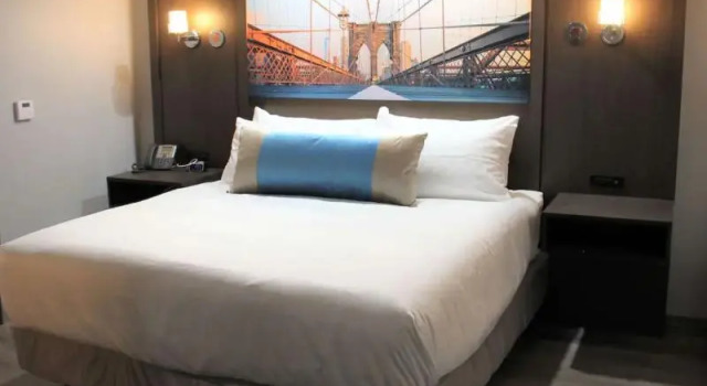Номер Standard Hotel Manhattan, BW Signature Collection