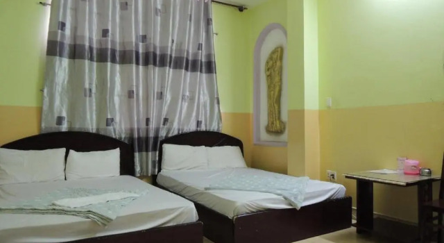 Четырёхместный номер Standard с красивым видом из окна Anh Tram Hotel