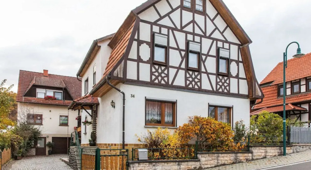 Holiday Home in Thuringia With Private Terrace, use of a Garden and Pool, Book Feriehus Eisfeld Thuringian Forest