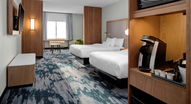 Четырёхместный люкс Fairfield Inn & Suites by Marriott Roanoke Salem