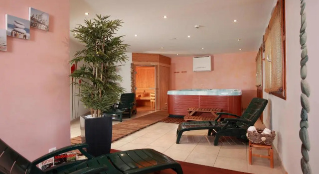 Hôtel Le Vétiné, Rezervasyon Otel Massif des Vosges otoparklı oteller, Otopark