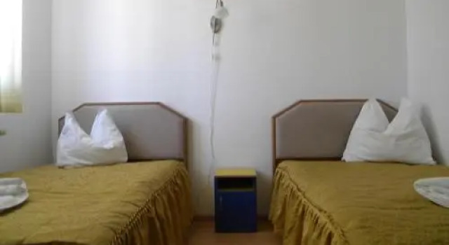 Hotel River, Rezervovat Hotel Levné hotely v Gorj