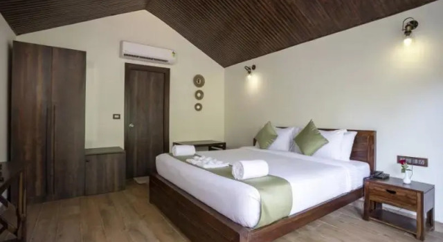 Двухместный номер Standard с балконом Stone Wood Premier Gokarna