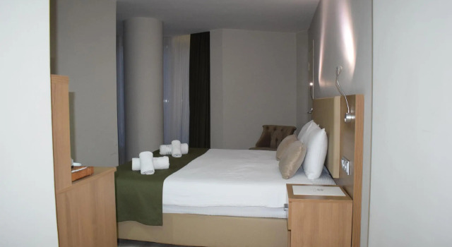 Двухместный номер Standard Euro Plaza Hotel