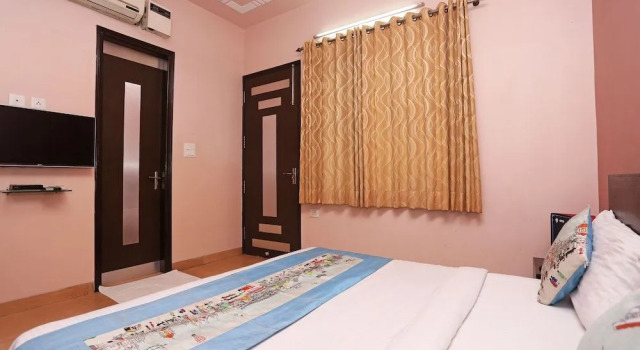 Prime by OYO Rooms