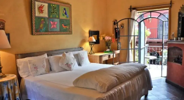 Номер Standard с балконом и с видом на внутренний двор Casa de la Cuesta B&B