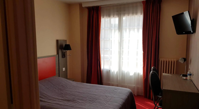 Logis Hôtel Saint-Hubert, Buchen Sie Hotel Cour-Cheverny Sologne