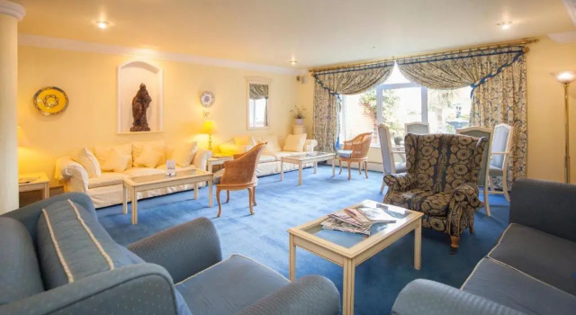 Двухместный номер Standard The Walnut Tree Hotel