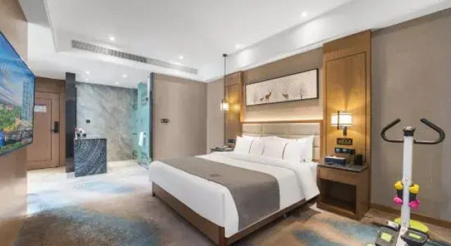 Люкс Executive Lanou International Hotel, Artux People's Square