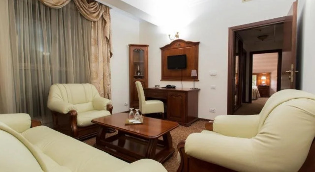 President Hotel, Rezervovat Hotel Hotely v Carpathians - Romania se snídaní, Snídaně