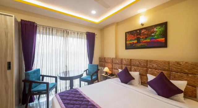 Двухместный номер Deluxe с балконом Zenith Suites