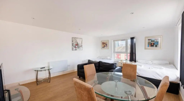 Апартаменты Canary Wharf/Docklands/Excel Spacious Apt E14