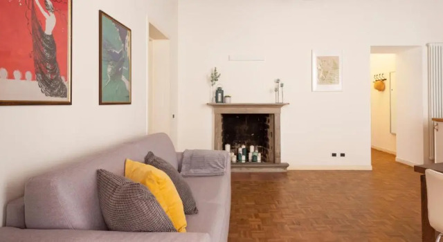 ALTIDO Beautiful 1 Bed Apt at the Como's Heart, by the Duomo, Забронировать Отель Комо Озеро Комо, рядом с Como Cathedral