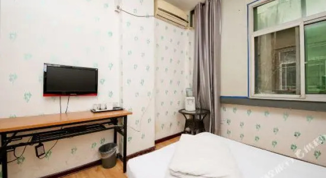 Duoruijie Hotel