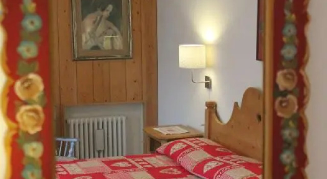 B&B La Ceresara, Book Bed and Breakfast Hoteller i Asiago med parkering, Parkering