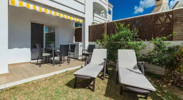 Апартаменты Casablanca 4 Apartamento con jardín privado