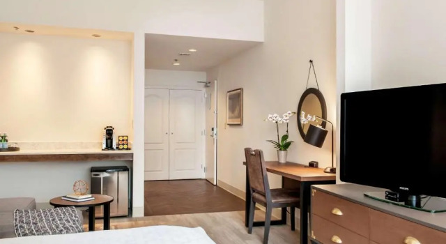 Номер Standard St Charles Coach House, an Ascend Collection Hotel