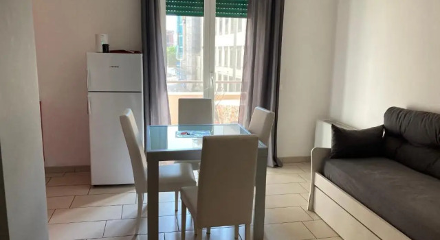 De Gasperi House- Elegante appartamento,con terrazza,nel cuore di Napoli, Забронировать Отель Моло Беверелло Неаполь, рядом с Церковь Пио Монте делла Мизерикордия