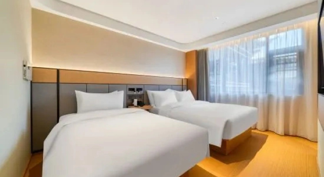 Люкс Deluxe JI Hotel (Kangding Xinduqiao Town Photography Paradise Small Town)