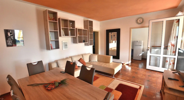 Апартаменты с 2 комнатами с балконом Apartment Quarole