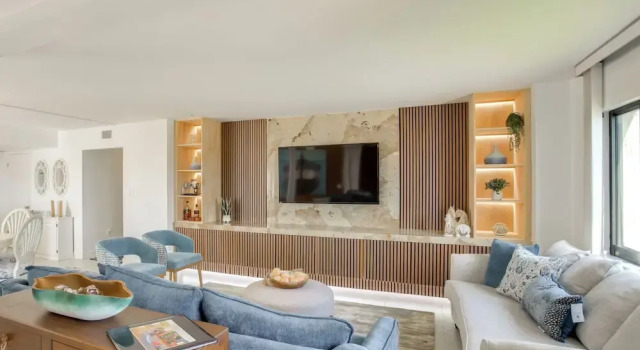 4 Mi to Lovers Key SP: Modern Condo w/ Ocean Views, Забронировать Апартаменты/квартира Форт-Майерс-Бич Fort Myers Area