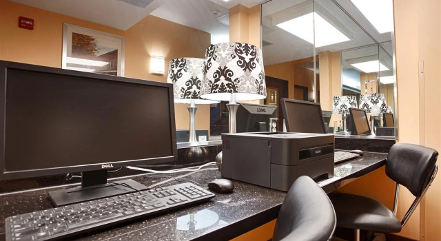 Paradise Inn & Suites, Buchen Sie Hotel Towanda The Poconos