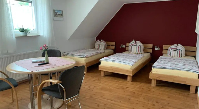 Haag Ferienwohnungen von "Small" bis "XL" für max 10 Personen und 6 Schlafzimmern, Reserva ahora Hotel Hoteles en Baden-Wurtemberg con aparcamiento, Aparcamiento