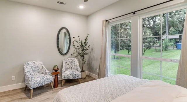 Hot Tub, Fire Pit! High-end Cedar Creek Lake Haven, Book Feriehus Gun Barrel City Texas