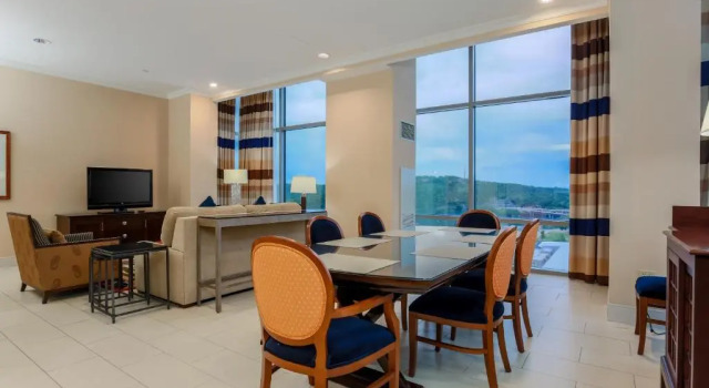 Номер Standard c 1 комнатой Hilton Branson Convention Center