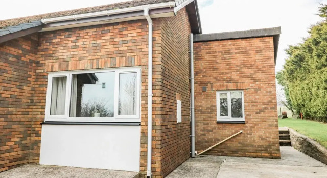 Blaenywawr Annexe, Book Feriehus Nantcwnlle Glamorgan
