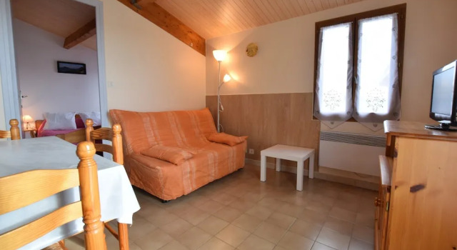 Holiday Home in Lablachere With Pool, Забронировать Дом для отпуска Виллы Овернь-Рона-Альпы, Вилла