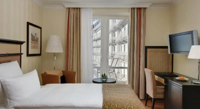 Одноместный номер Standard Steigenberger Icon Grandhotel Belvédère