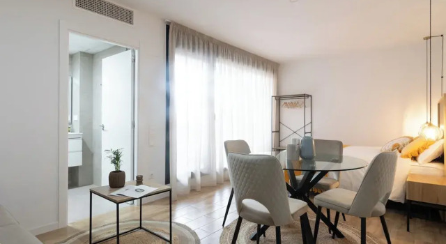 Студия Business Dorm4You Arena