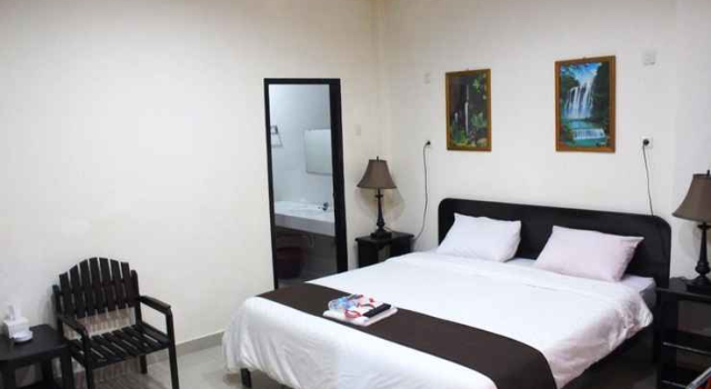 Oriestom Hotel & Restaurant, Prenota Hotel Manokwari West Papua