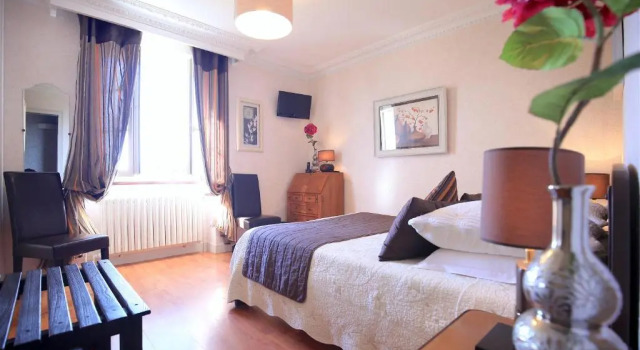 Номер Comfort Hotel de La Pagézie