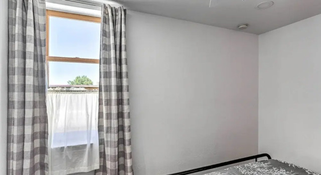 Walk to Dining, Breweries & Shops! Dtwn Custer Apt