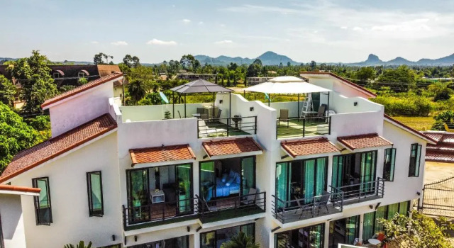 Sunrise Villa Resort, Забронировать Курортный отель Хуай Яй Чонбури
