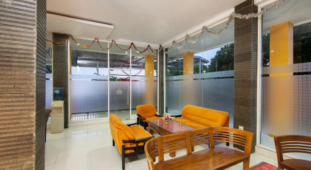 Prima Hotel by OYO Rooms, Rezerwuj Hotel Sialanguan Pangururan