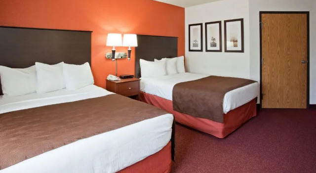Двухместный номер Deluxe AmericInn by Wyndham White Bear Lake St. Paul