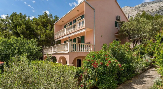 Nice Home in Medici With 4 Bedrooms and Outdoor Swimming Pool
