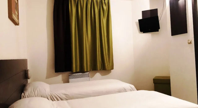 Трёхместный номер Standard Welcomotel Montelimar